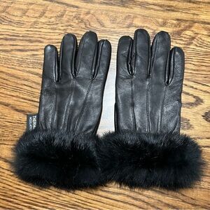 Black Leather Gloves with Faux Fur Trim